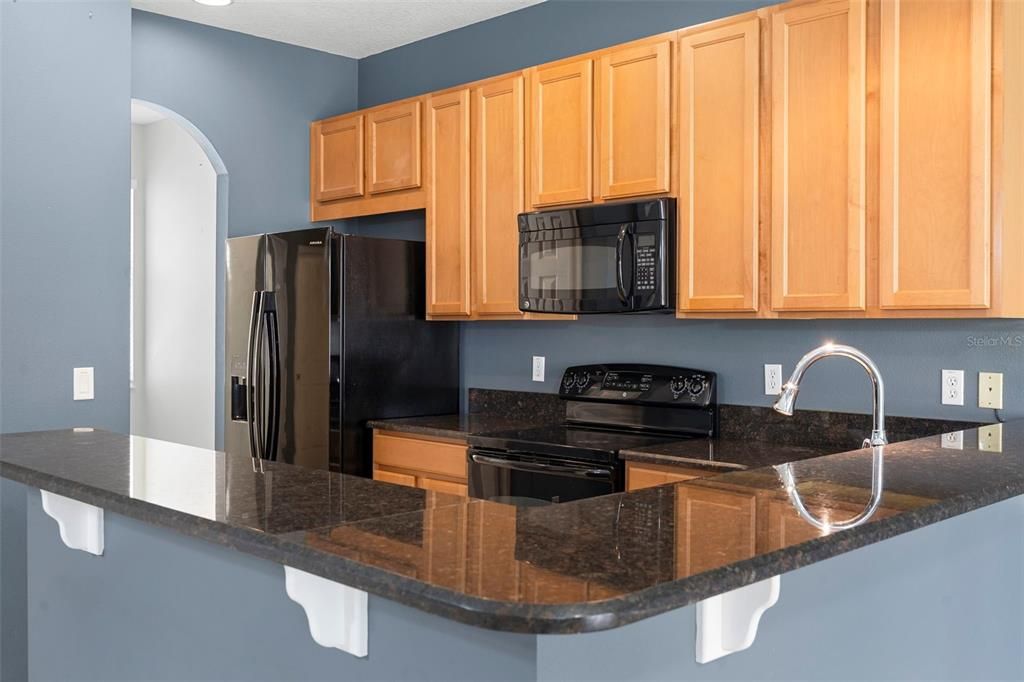 For Sale: $300,000 (3 beds, 2 baths, 1491 Square Feet)