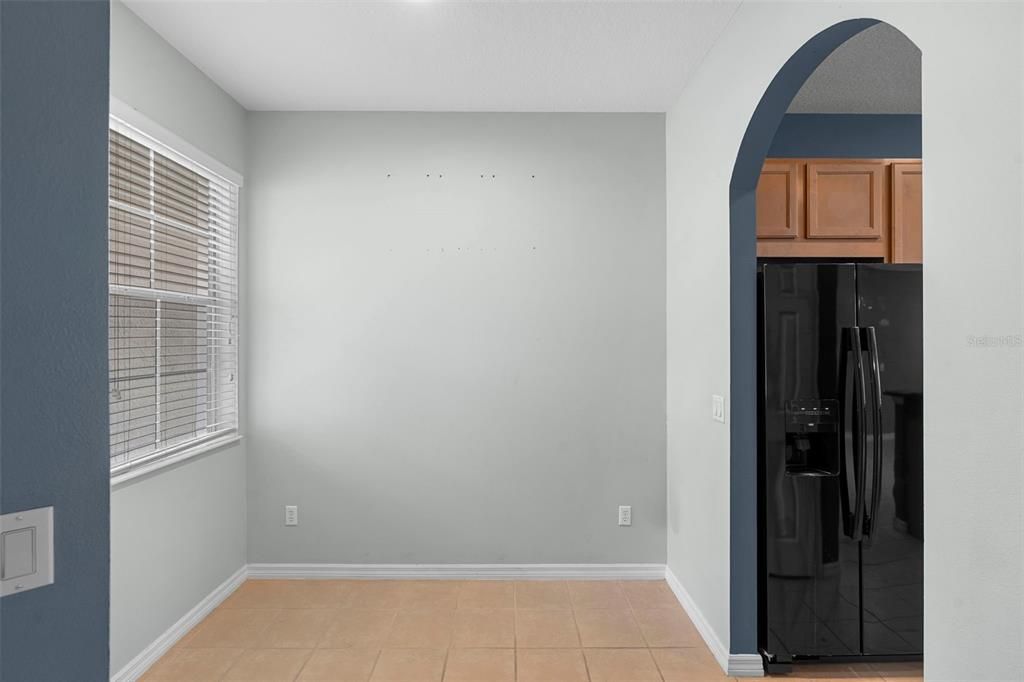 For Sale: $300,000 (3 beds, 2 baths, 1491 Square Feet)