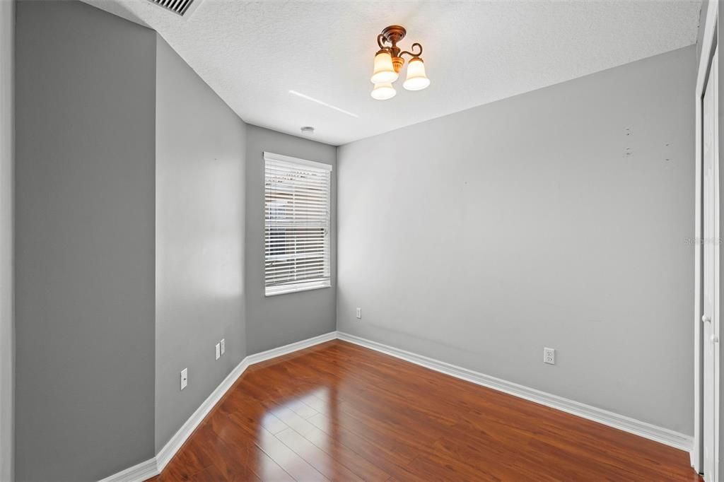 For Sale: $300,000 (3 beds, 2 baths, 1491 Square Feet)