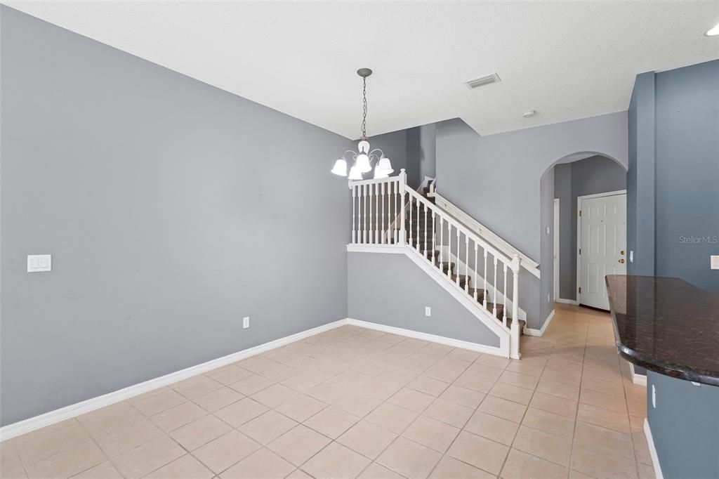 For Sale: $300,000 (3 beds, 2 baths, 1491 Square Feet)