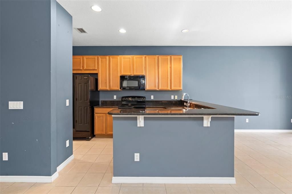 For Sale: $300,000 (3 beds, 2 baths, 1491 Square Feet)