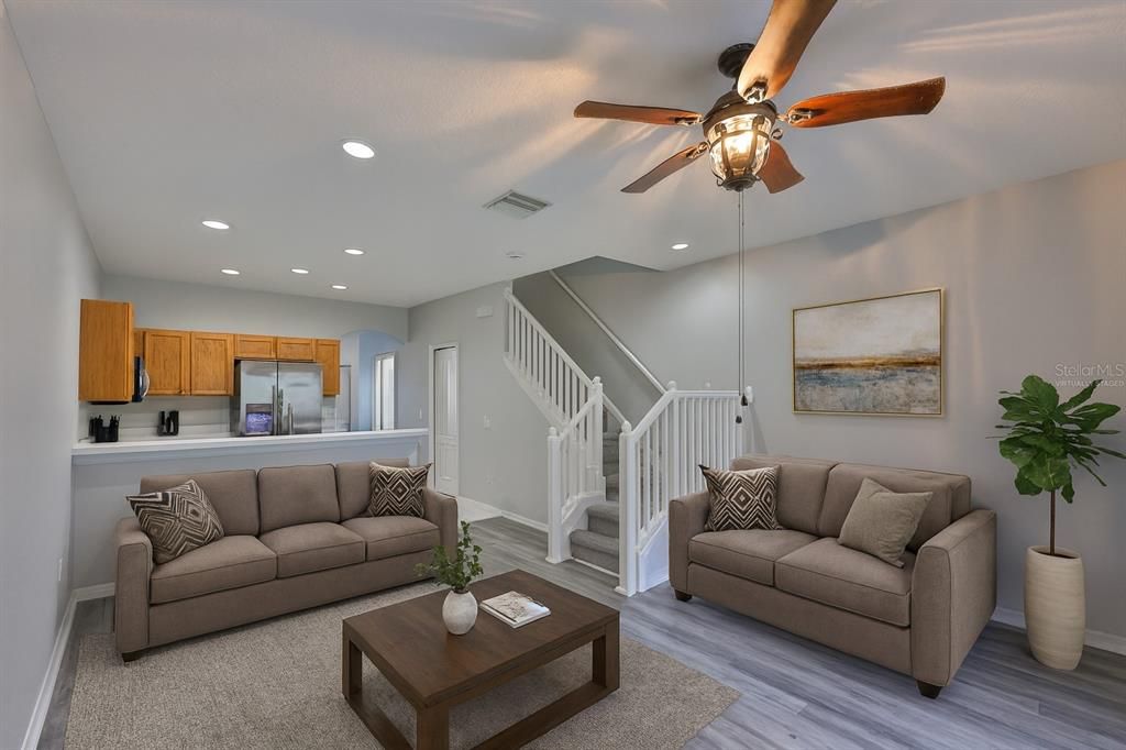 На продажу: $225,000 (2 спален, 2 ванн, 1360 Квадратных фут)