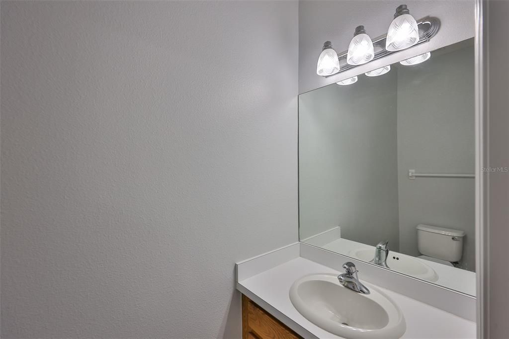 На продажу: $225,000 (2 спален, 2 ванн, 1360 Квадратных фут)