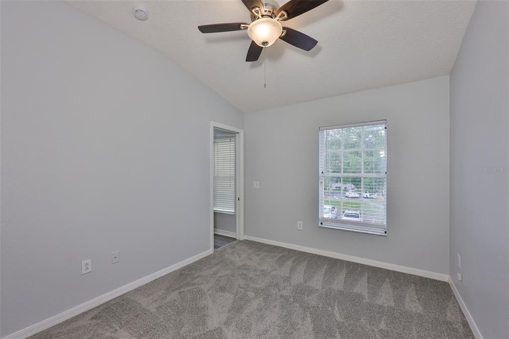 На продажу: $225,000 (2 спален, 2 ванн, 1360 Квадратных фут)