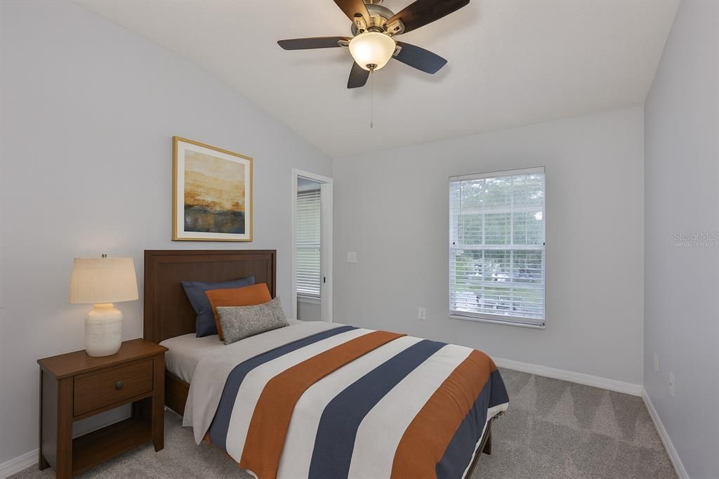 На продажу: $225,000 (2 спален, 2 ванн, 1360 Квадратных фут)