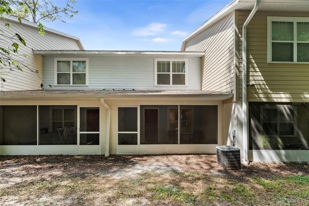 For Sale: $239,000 (2 beds, 2 baths, 1141 Square Feet)