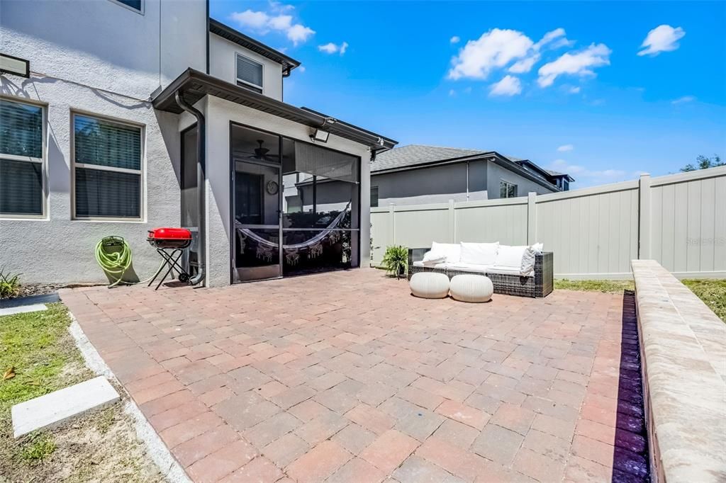 出租: $4,300 (5 贝兹, 4 浴室, 3556 平方英尺)