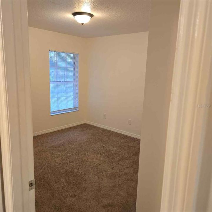 Под контрактом: $297,900 (3 спален, 2 ванн, 1785 Квадратных фут)