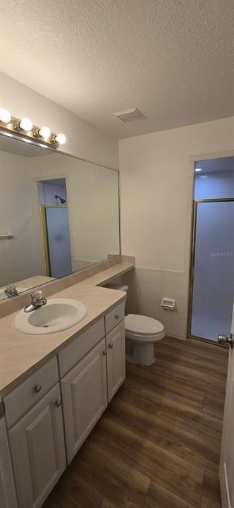 Под контрактом: $297,900 (3 спален, 2 ванн, 1785 Квадратных фут)