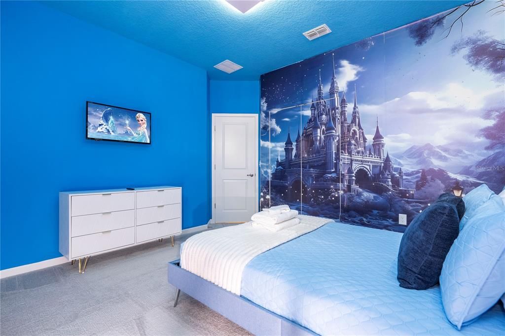 En Venta: $999,000 (9 camas, 7 baños, 4060 Pies cuadrados)