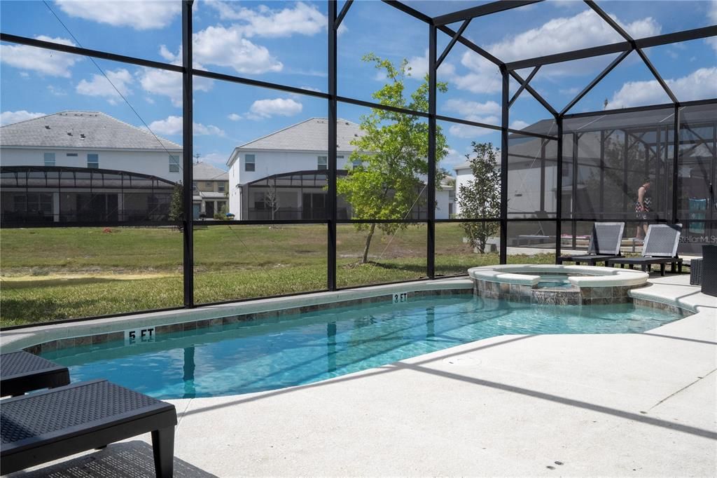 En Venta: $999,000 (9 camas, 7 baños, 4060 Pies cuadrados)