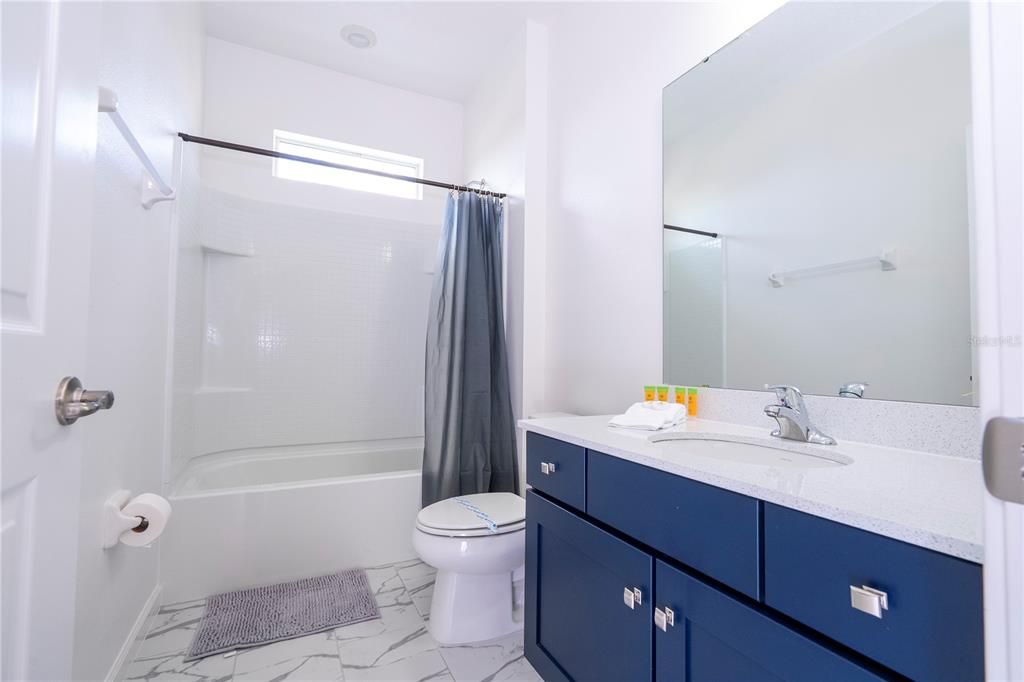 En Venta: $999,000 (9 camas, 7 baños, 4060 Pies cuadrados)