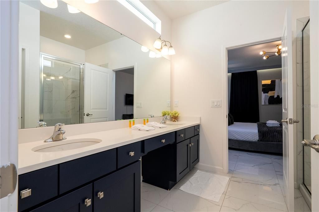 En Venta: $999,000 (9 camas, 7 baños, 4060 Pies cuadrados)