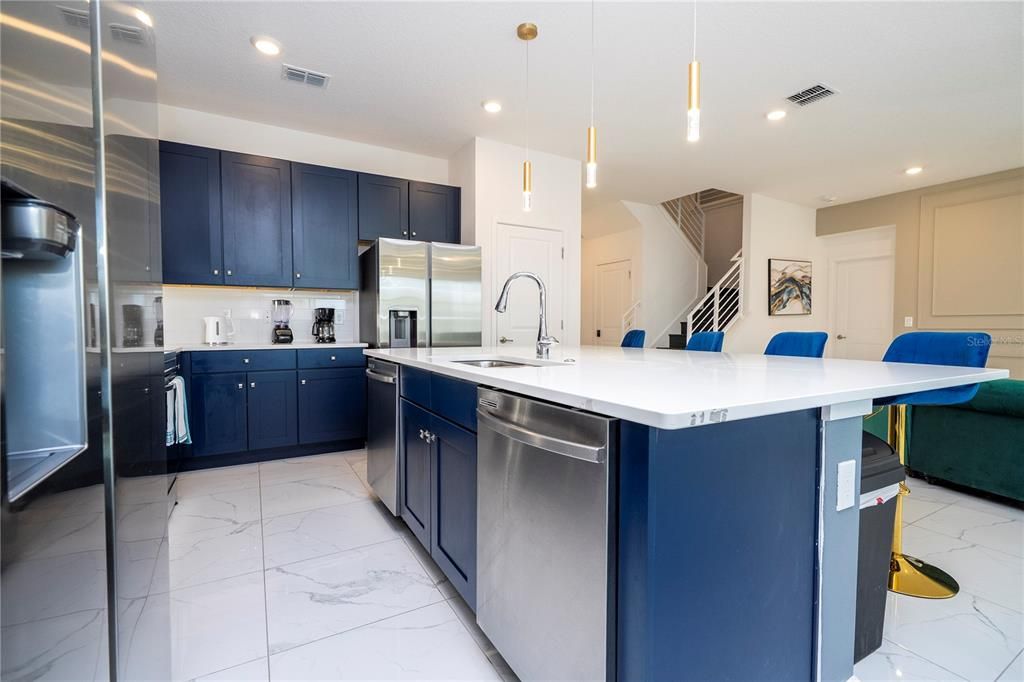 En Venta: $999,000 (9 camas, 7 baños, 4060 Pies cuadrados)