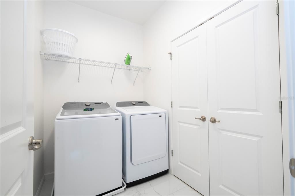 En Venta: $999,000 (9 camas, 7 baños, 4060 Pies cuadrados)