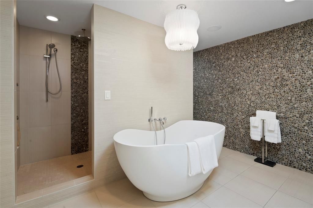 For Sale: $5,950,000 (4 beds, 4 baths, 4353 Square Feet)