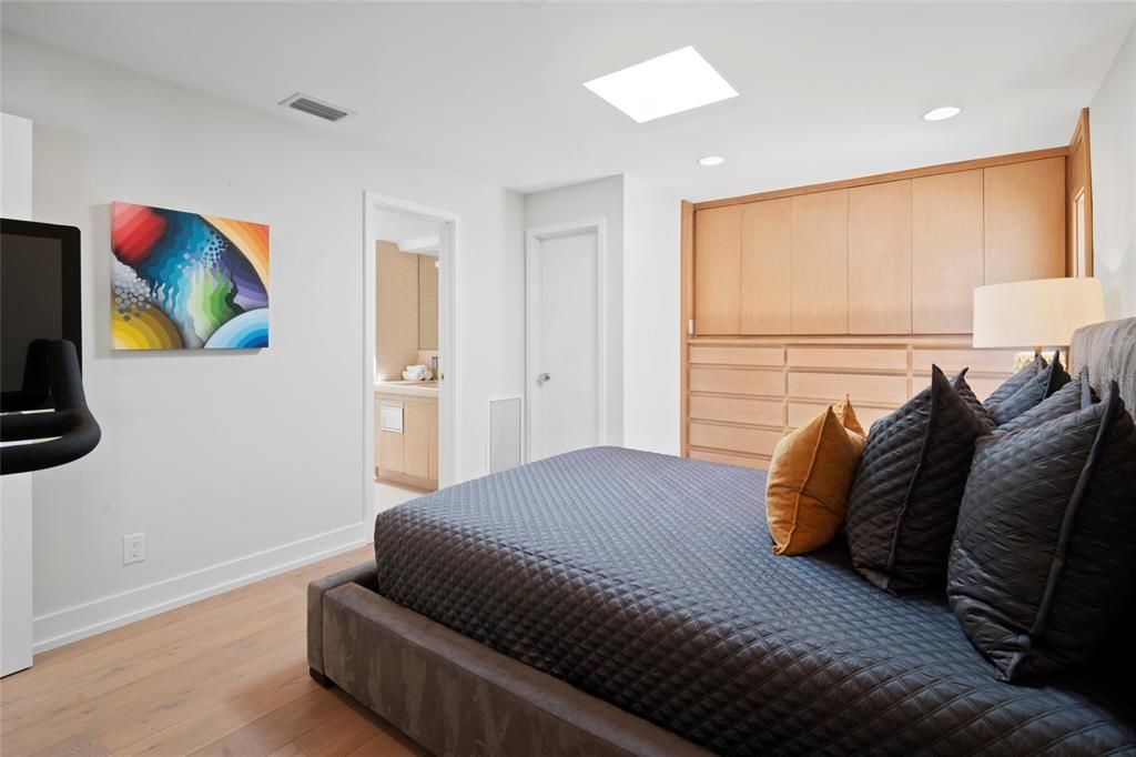 For Sale: $5,950,000 (4 beds, 4 baths, 4353 Square Feet)