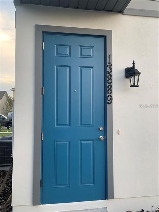 Active With Contract: $1,500 (1 beds, 1 baths, 660 Square Feet)