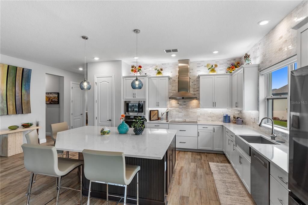 待售: $1,559,000 (4 贝兹, 4 浴室, 3807 平方英尺)