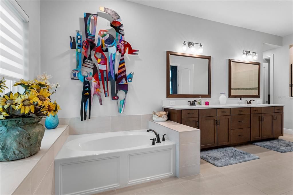 待售: $1,559,000 (4 贝兹, 4 浴室, 3807 平方英尺)