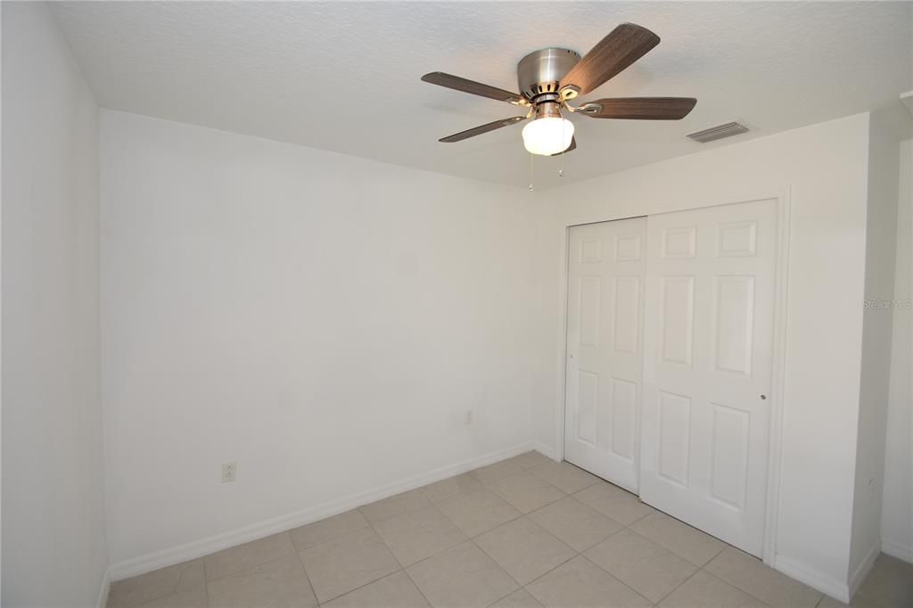 В аренду: $1,650 (3 спален, 2 ванн, 1211 Квадратных фут)