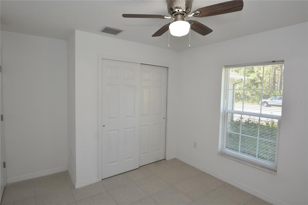 В аренду: $1,650 (3 спален, 2 ванн, 1211 Квадратных фут)