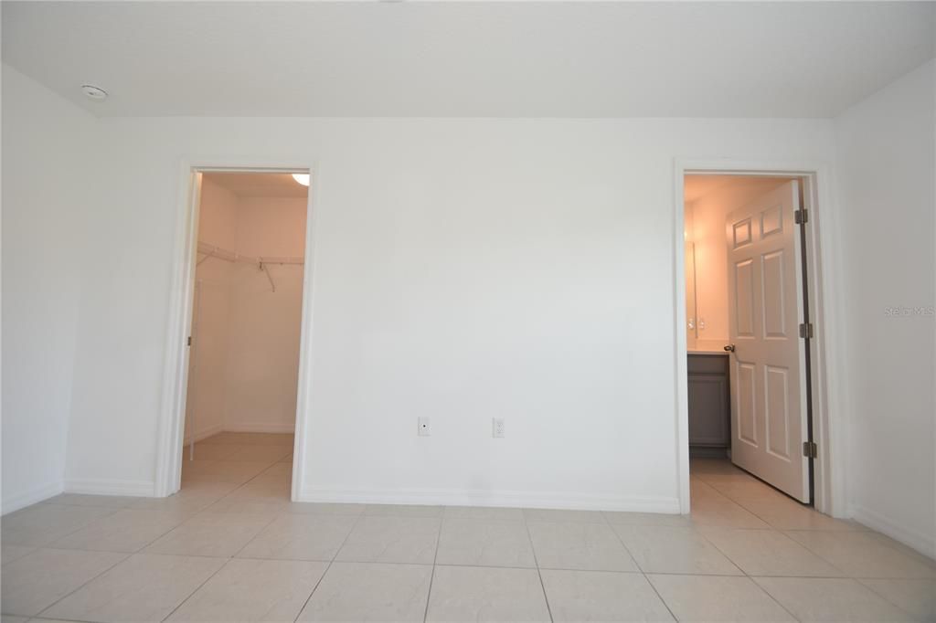 В аренду: $1,650 (3 спален, 2 ванн, 1211 Квадратных фут)