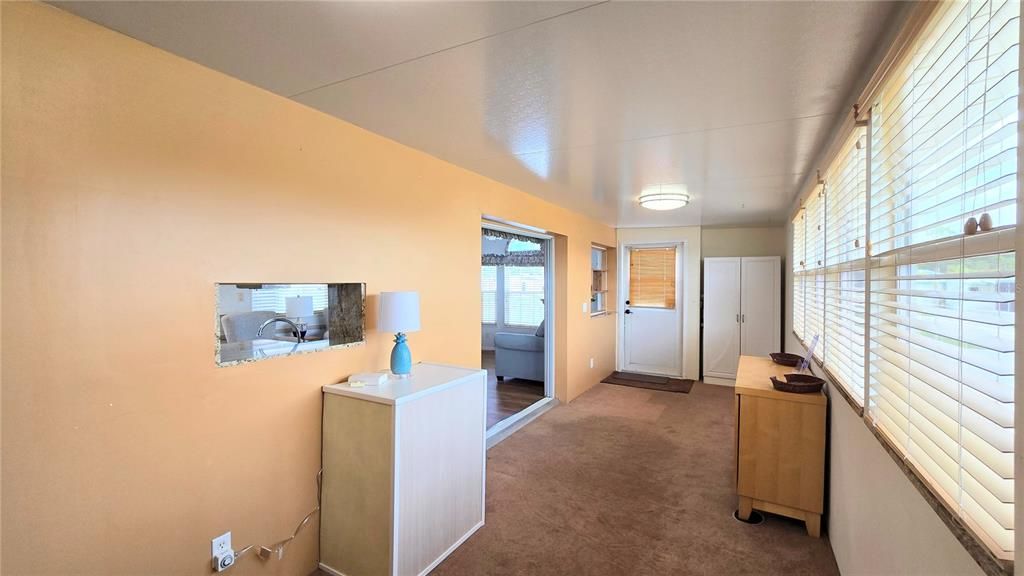 En Venta: $99,900 (1 camas, 1 baños, 811 Pies cuadrados)