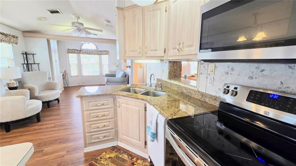 En Venta: $99,900 (1 camas, 1 baños, 811 Pies cuadrados)