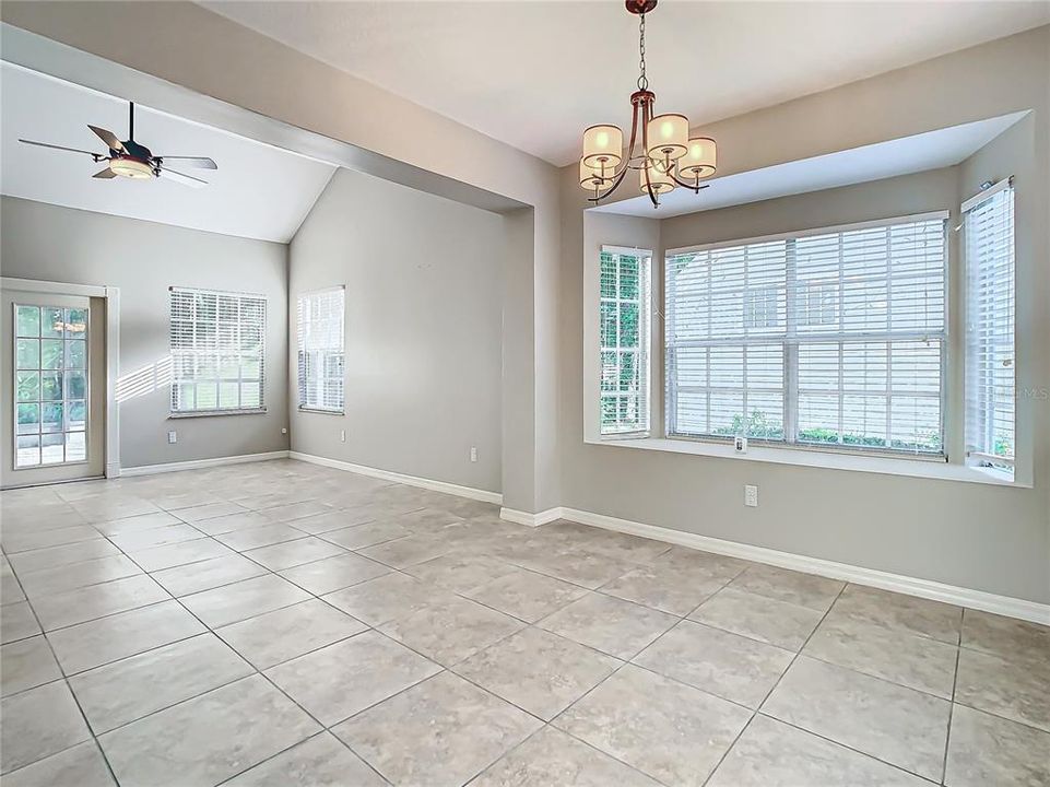 На продажу: $425,000 (3 спален, 2 ванн, 1929 Квадратных фут)