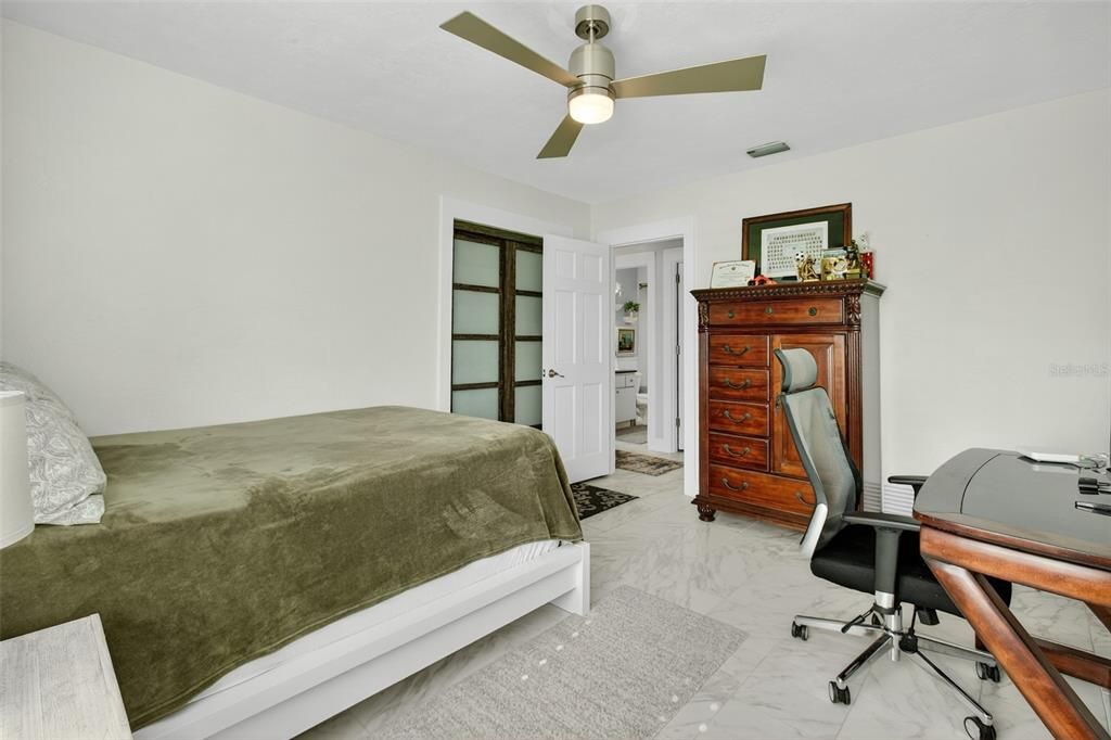 待售: $599,900 (5 贝兹, 3 浴室, 3041 平方英尺)