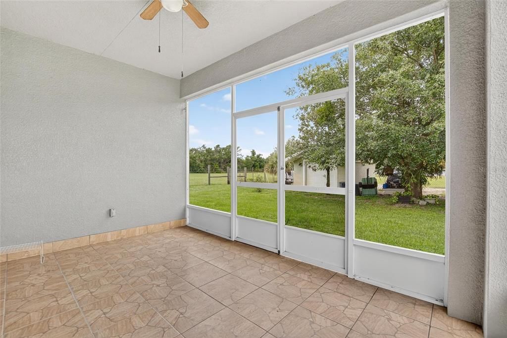 На продажу: $700,000 (7 спален, 4 ванн, 2170 Квадратных фут)