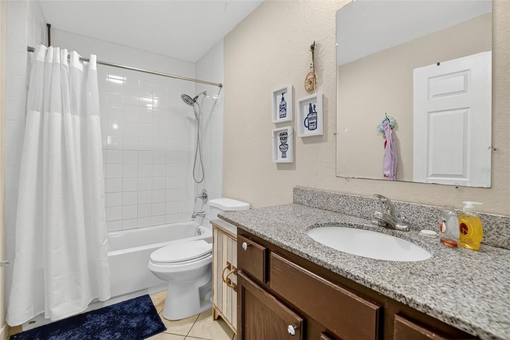 На продажу: $700,000 (7 спален, 4 ванн, 2170 Квадратных фут)