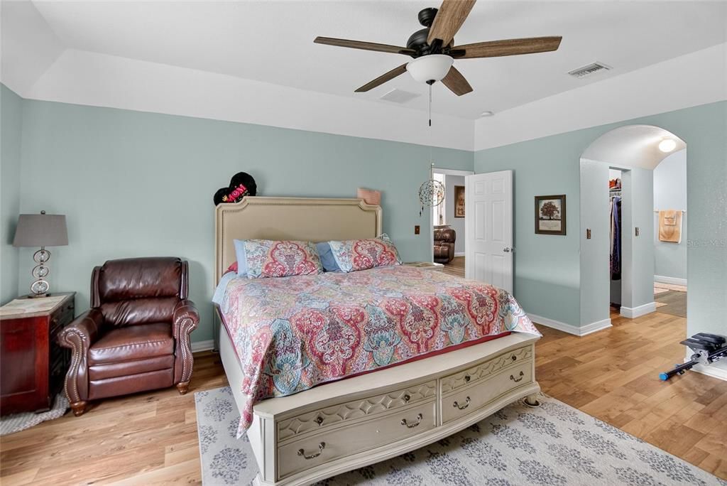 На продажу: $700,000 (7 спален, 4 ванн, 2170 Квадратных фут)