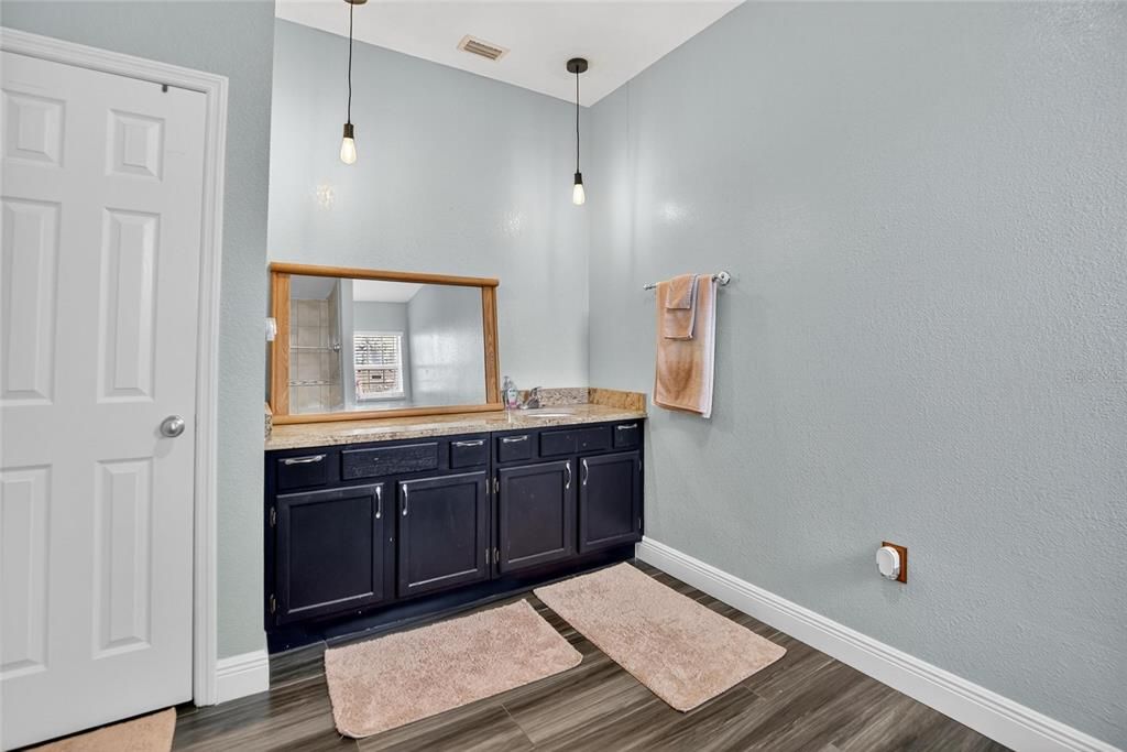 На продажу: $700,000 (7 спален, 4 ванн, 2170 Квадратных фут)