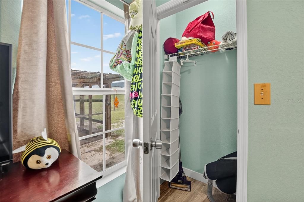 На продажу: $700,000 (7 спален, 4 ванн, 2170 Квадратных фут)