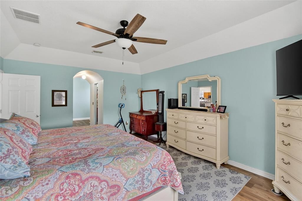 На продажу: $700,000 (7 спален, 4 ванн, 2170 Квадратных фут)