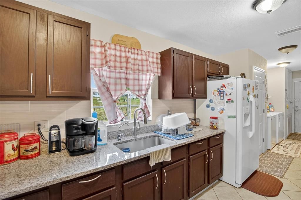 На продажу: $700,000 (7 спален, 4 ванн, 2170 Квадратных фут)