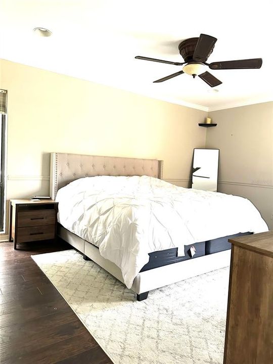 待售: $155,000 (2 贝兹, 2 浴室, 970 平方英尺)