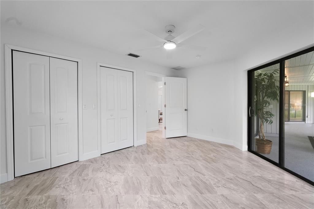 На продажу: $674,000 (3 спален, 2 ванн, 2020 Квадратных фут)