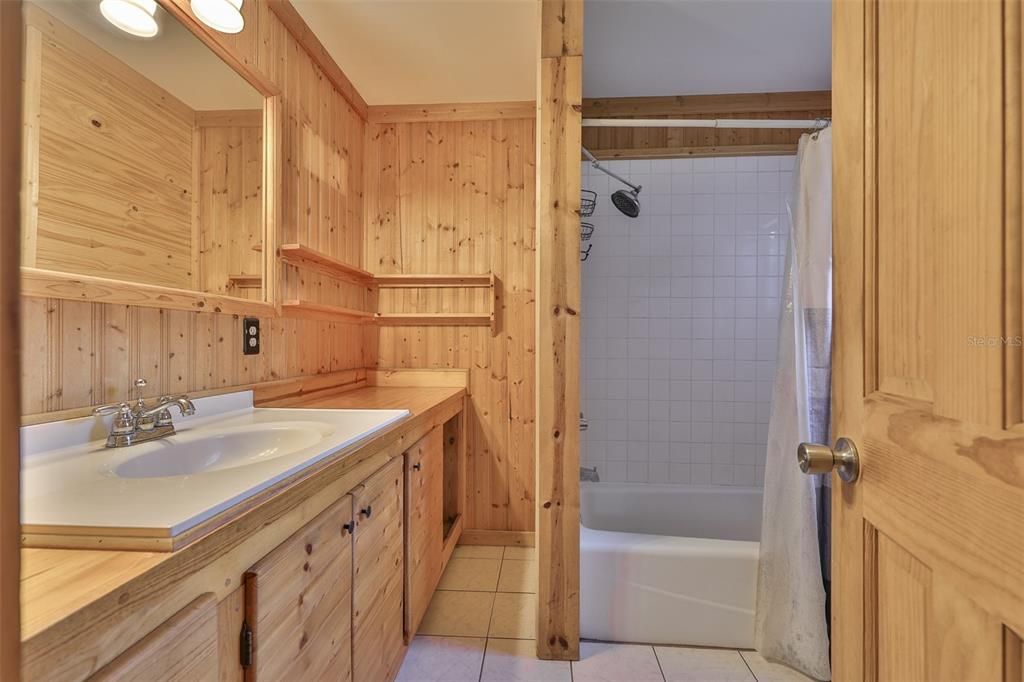 待售: $315,000 (2 贝兹, 2 浴室, 1422 平方英尺)