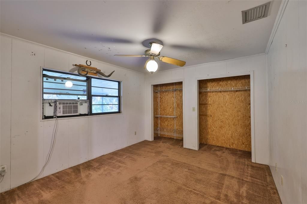 待售: $315,000 (2 贝兹, 2 浴室, 1422 平方英尺)