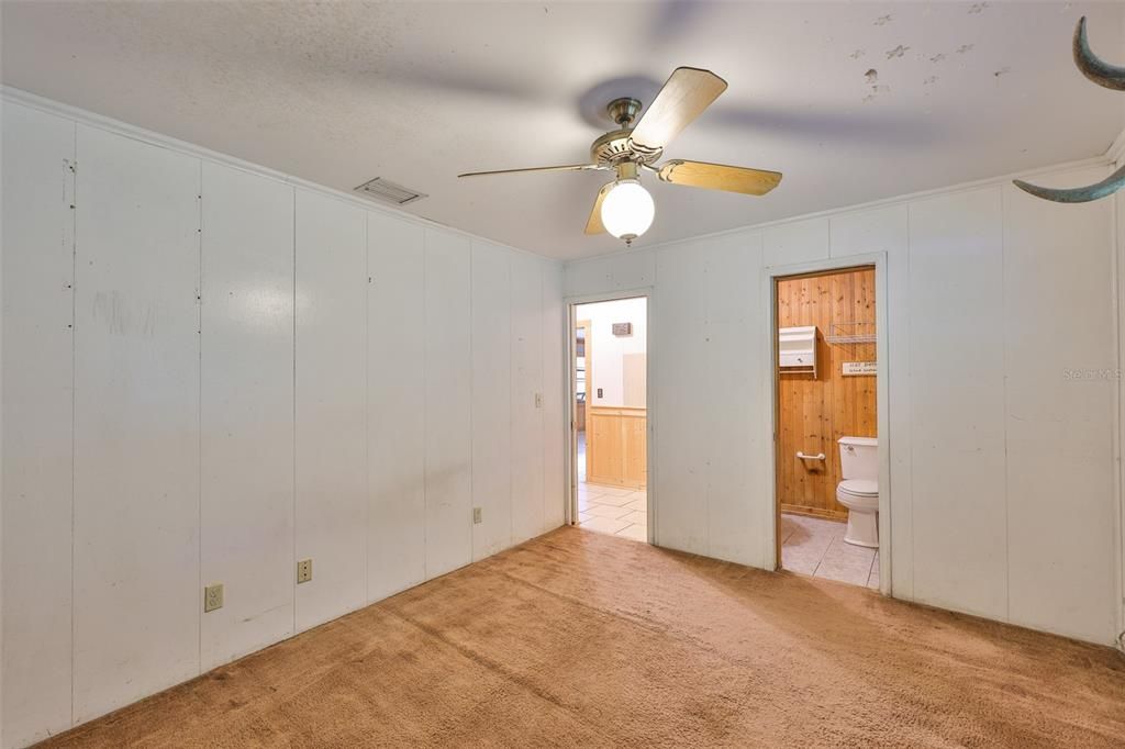 待售: $315,000 (2 贝兹, 2 浴室, 1422 平方英尺)