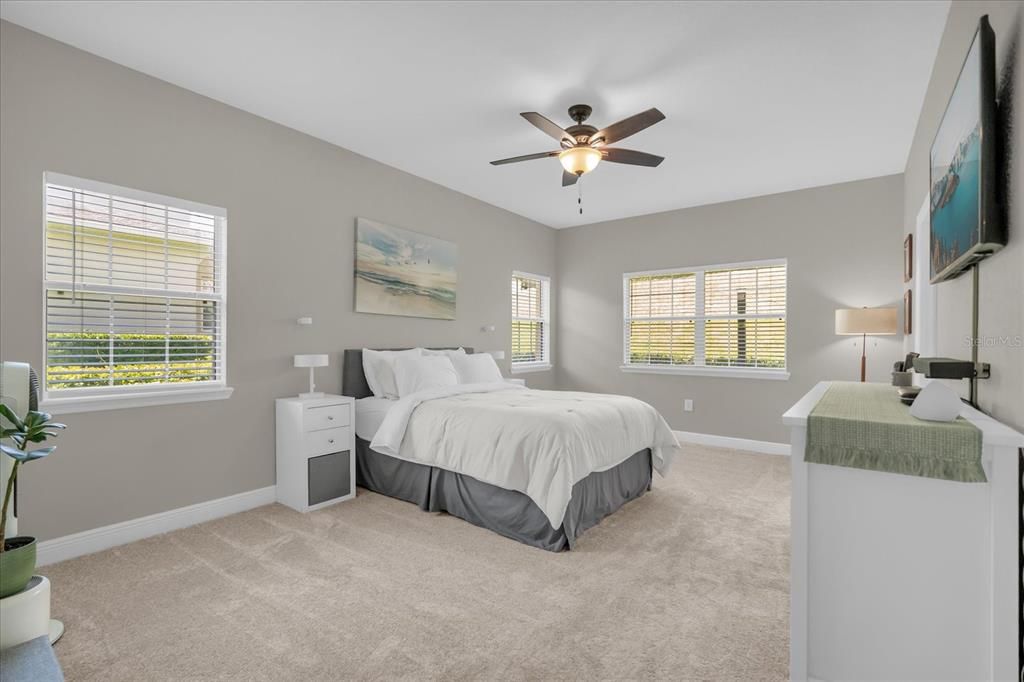 For Sale: $285,000 (2 beds, 2 baths, 1265 Square Feet)