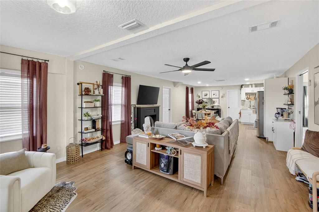 En Venta: $220,000 (3 camas, 1 baños, 1264 Pies cuadrados)