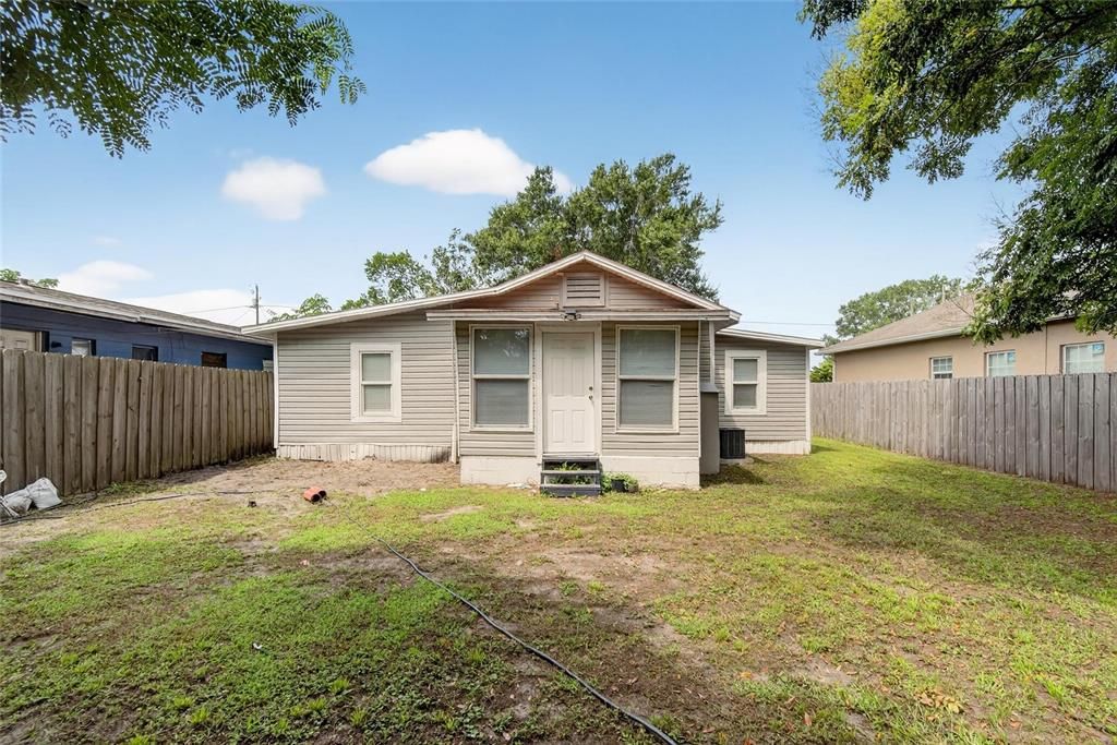 En Venta: $220,000 (3 camas, 1 baños, 1264 Pies cuadrados)