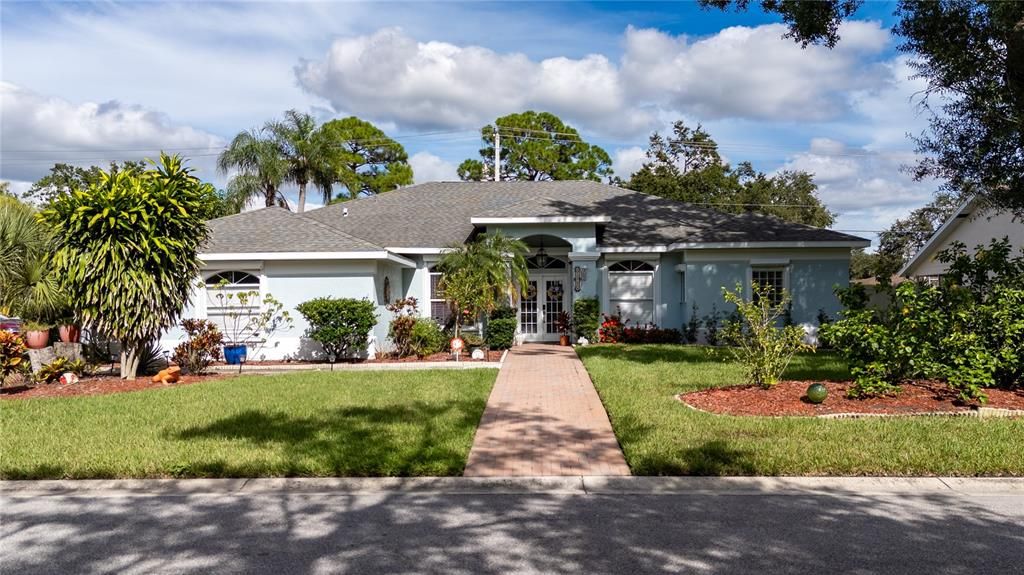 Vendido Recientemente: $435,000 (3 camas, 2 baños, 2091 Pies cuadrados)