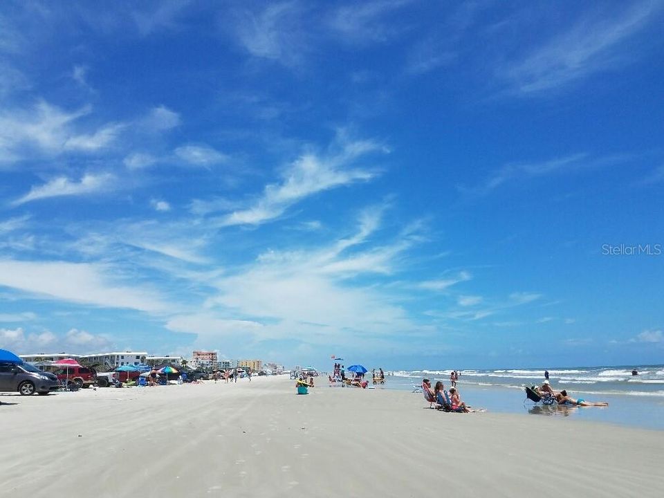 For Sale: $255,000 (2 beds, 2 baths, 1220 Square Feet)