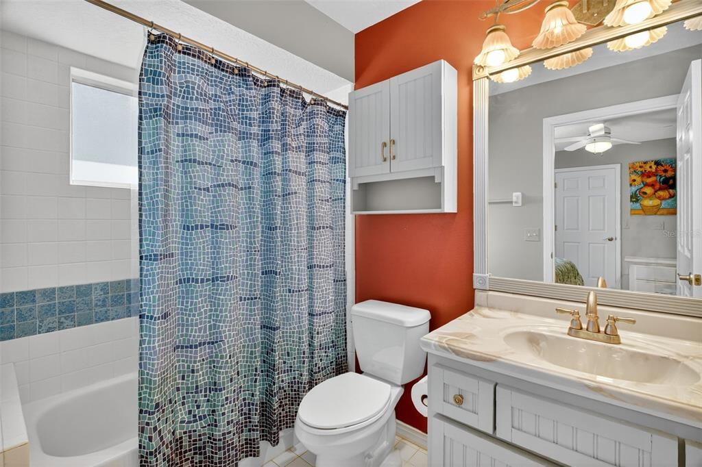 待售: $370,000 (3 贝兹, 3 浴室, 1691 平方英尺)