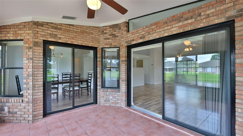 Active With Contract: $399,500 (3 beds, 2 baths, 1937 Square Feet)